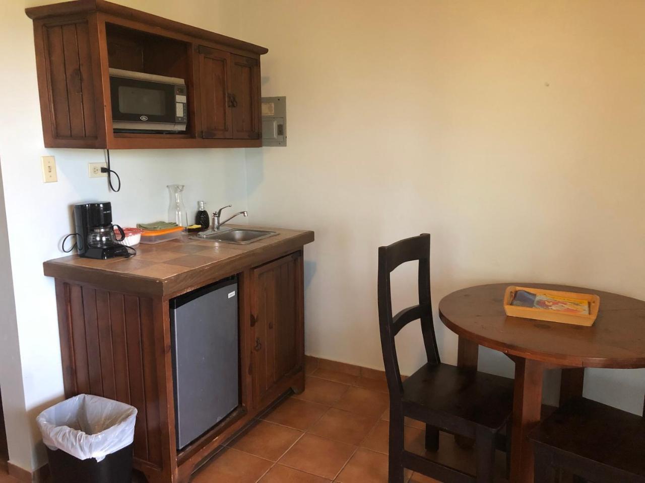 Las Palmas Inn Rincon Luaran gambar